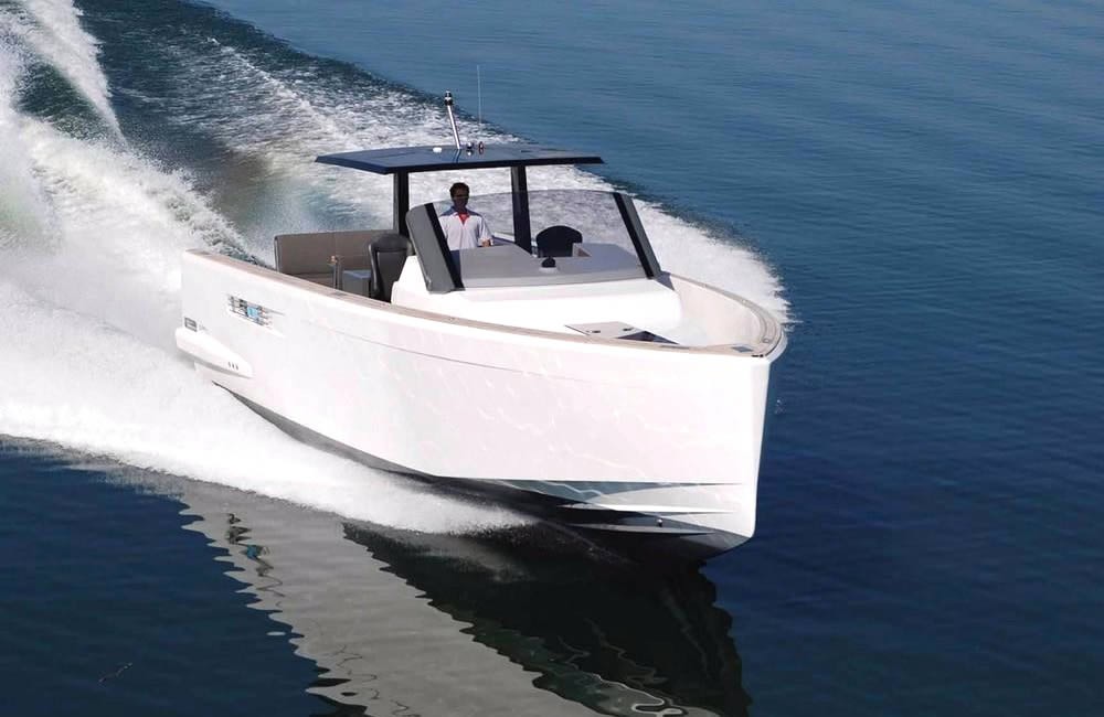 Power boat FOR CHARTER, year 2019 brand Fjord and model 40 Open, available in Port  Marina Palamós Palamós Girona España
